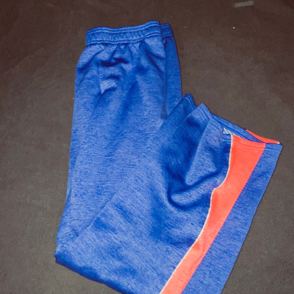 Under armor sweats